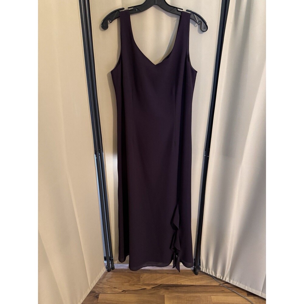 Amelia Key Formal Dress Burgundy Wine Size 10 Prom Bridesmaids Sleeveless